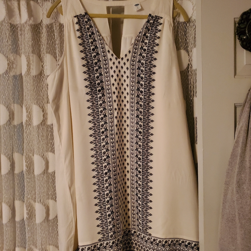 Summer sleeveless dress